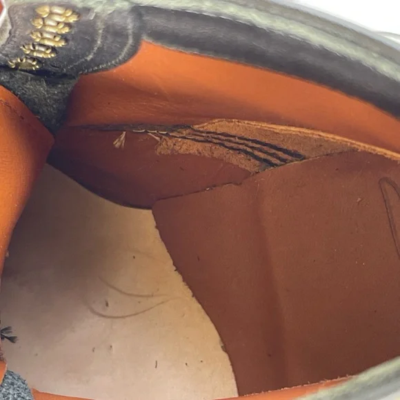 Red Wing Heritage Sheldon Black Leather Boots with Timeless Design - Picture 11 of 11